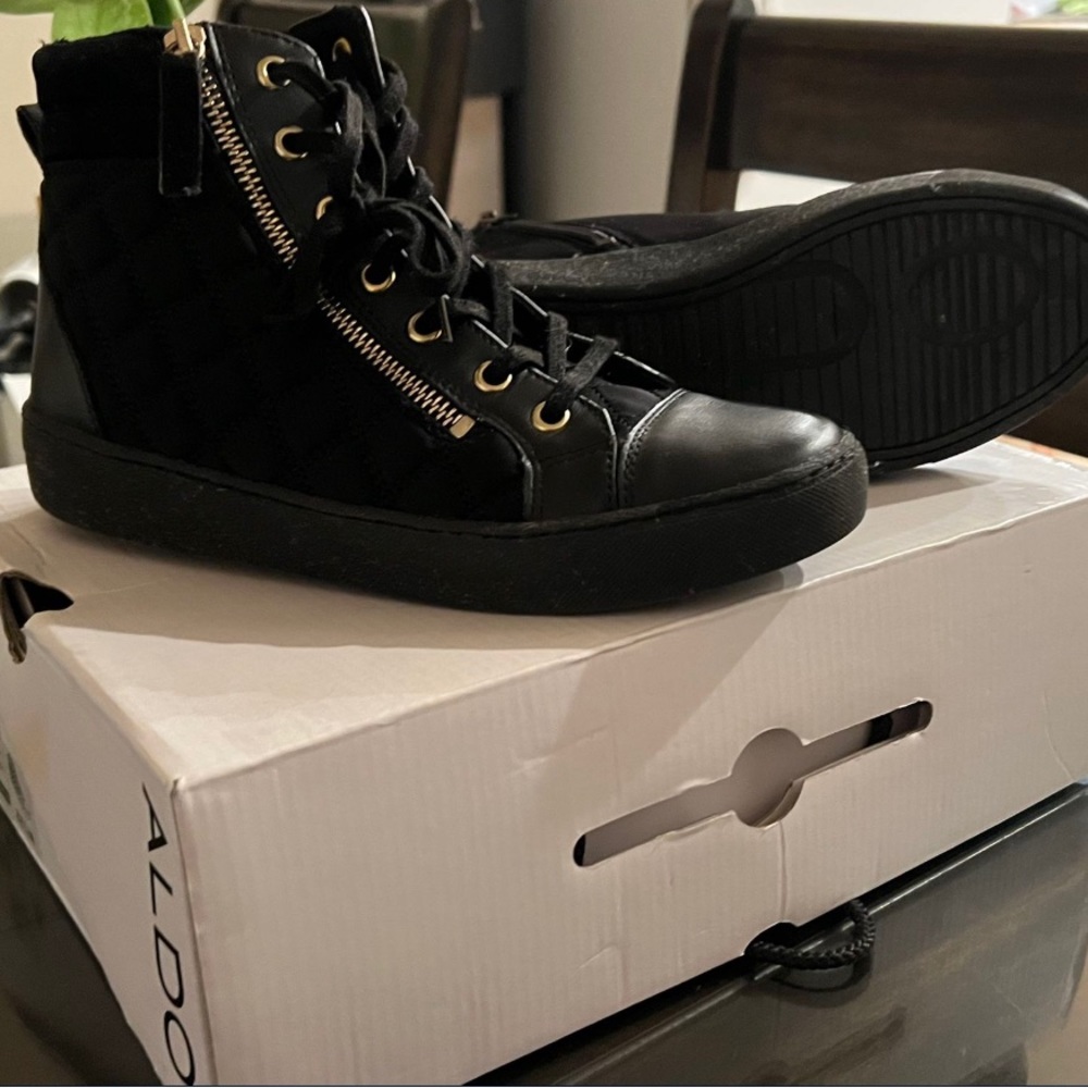 Also shoes
